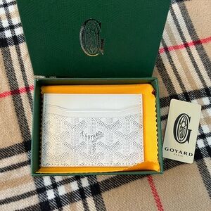 Goyard White Key Card Holder Luxury Accessory